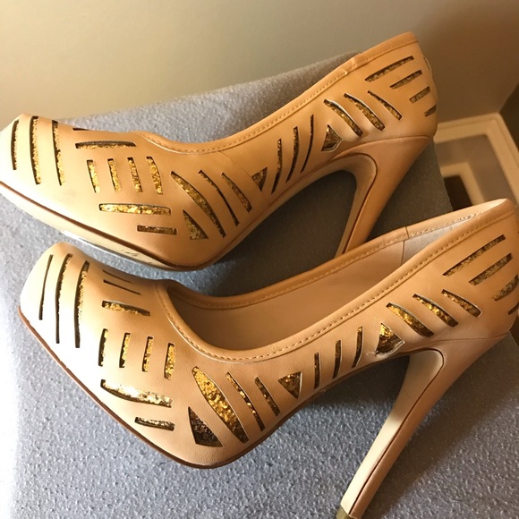 BCBG Glitter Heels - Picture 2 of 3